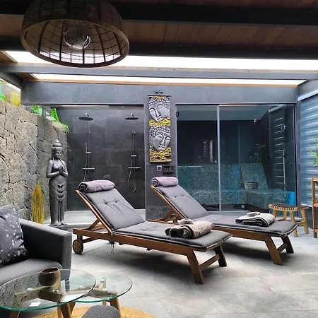 아파트 House 2