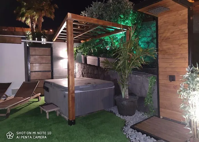 House 2 דירה Tías